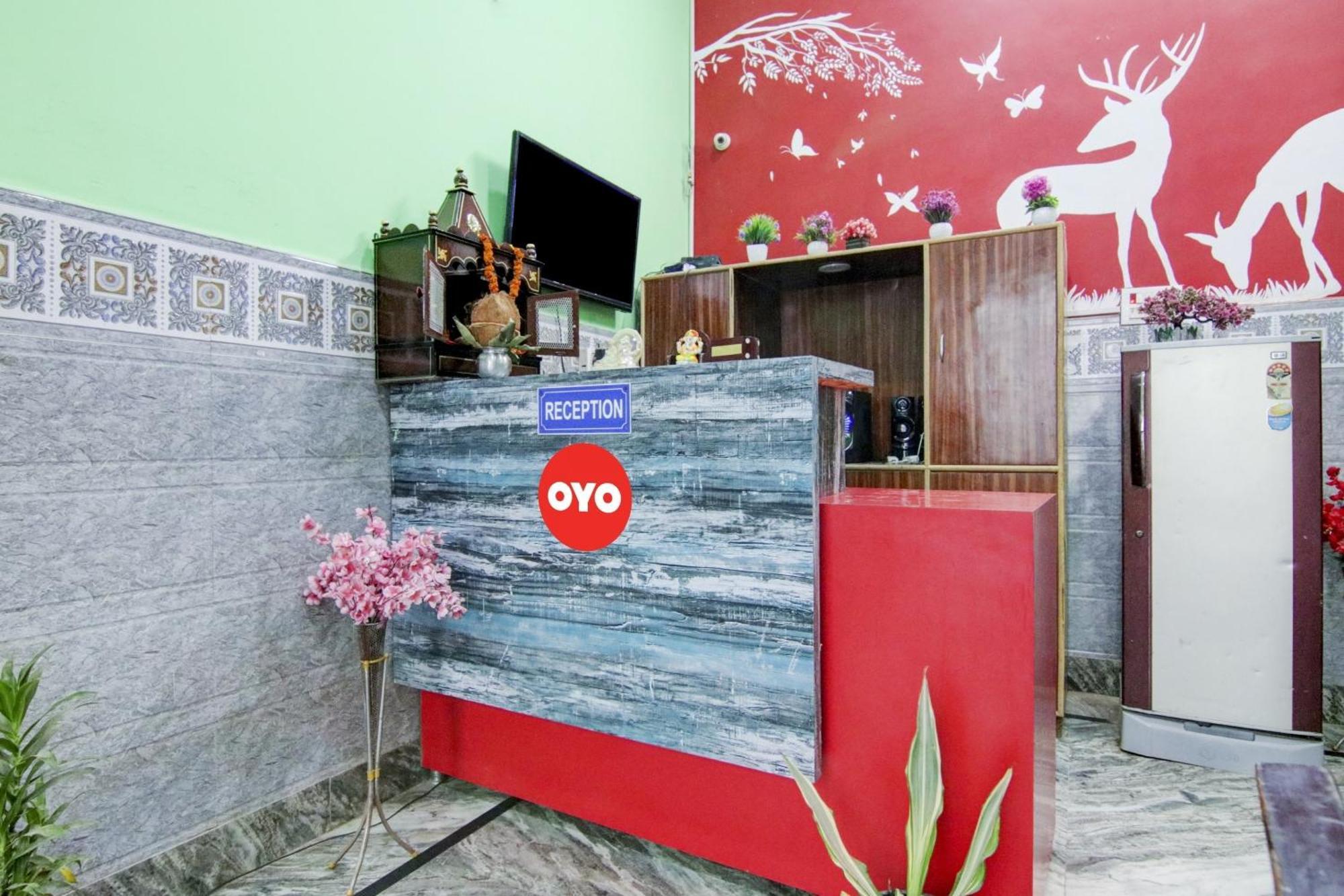 Hotel O S Palace Near Samaypur Badli Metro Station Дели Экстерьер фото